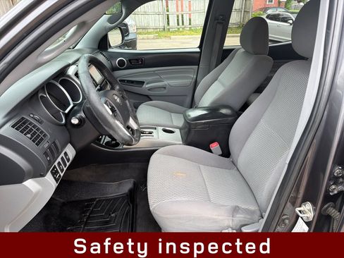 Used 2015 Toyota Tacoma 4x4 Double Cab w/ SR5 Package image 10