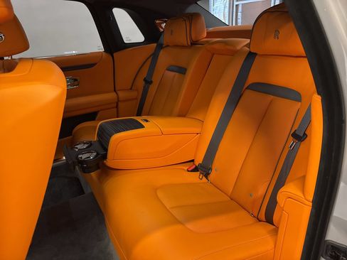 Used 2022 Rolls-Royce Ghost w/ Ghost Package AWD/4WD image 19