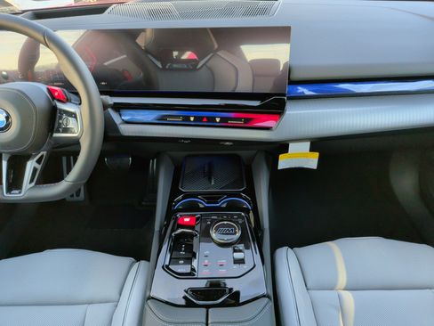 New 2026 BMW M5 AWD/4WD image 34