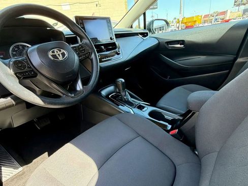Used 2021 Toyota Corolla LE FWD image 9