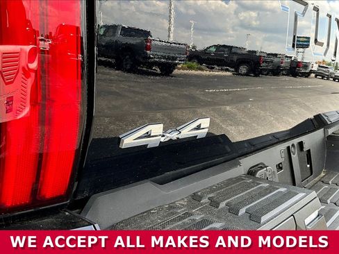 Used 2025 Toyota Tundra SR5 AWD/4WD image 22