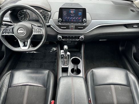 Certified 2023 Nissan Altima 2.5 SR FWD image 13