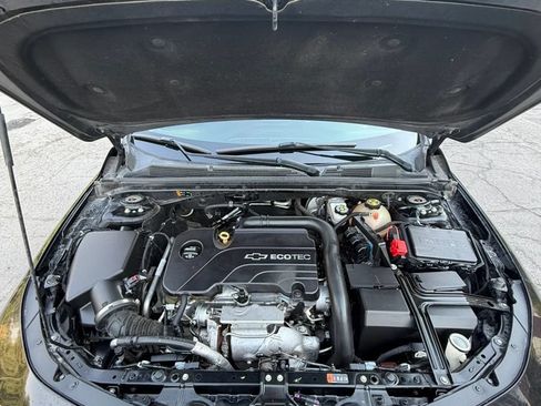 Used 2016 Chevrolet Malibu LT FWD image 38