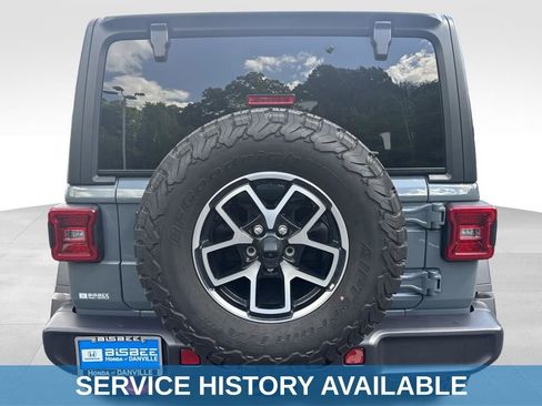 Used 2025 Jeep Wrangler Unlimited Rubicon AWD/4WD image 6