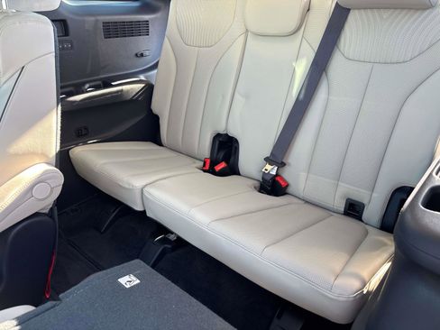 Certified 2023 Hyundai Palisade Calligraphy w/ Cargo Package image 10