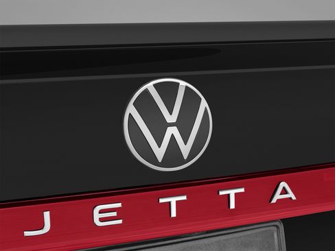 Used 2025 Volkswagen Jetta S FWD image 43