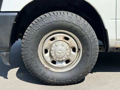 Used 2019 RAM 2500 Tradesman RWD image 16