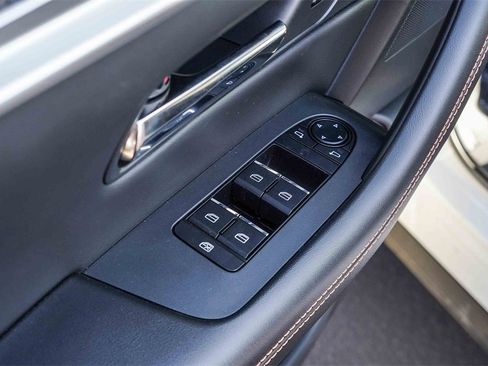 New 2025 MAZDA CX-70 Plug-In Hybrid w/ Premium Pkg image 23