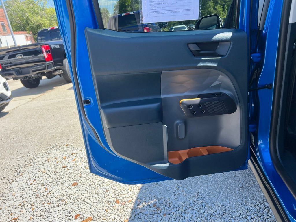 Used 2025 Ford Maverick Tremor AWD/4WD image 15