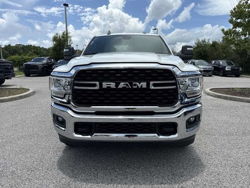Used 2024 RAM 3500 Big Horn AWD/4WD image 9