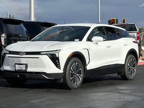 Used 2026 Chevrolet Blazer EV LT image 9