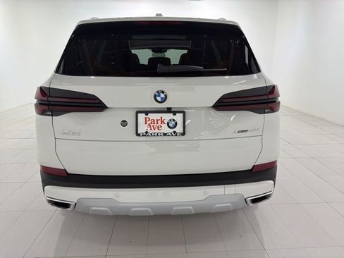 Used 2026 BMW X5 xDrive40i w/ Climate Comfort Package AWD/4WD image 4