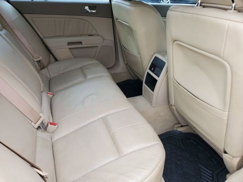 Used 2005 Cadillac STS image 29