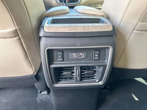 Used 2024 Nissan Murano SL image 34