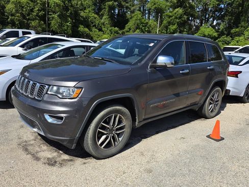 Used 2020 Jeep Grand Cherokee Limited AWD/4WD image 4
