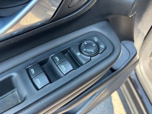 Used 2021 GMC Terrain SLE AWD/4WD image 17