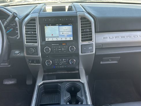 Used 2017 Ford F350 Lariat w/ Lariat Ultimate Package AWD/4WD image 17