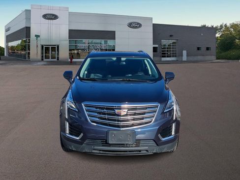 Used 2018 Cadillac XT5 Luxury image 3