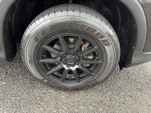 Used 2016 Honda CR-V LX image 12