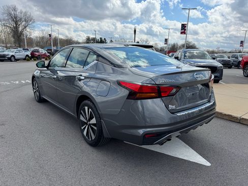 Used 2020 Nissan Altima 2.5 SL AWD/4WD image 6