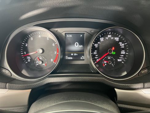 Used 2019 Volkswagen Passat 2.0T Wolfsburg w/ Wheels & Sunroof Package image 26