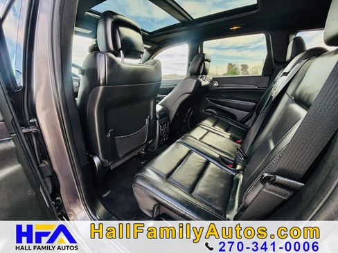 Used 2015 Jeep Grand Cherokee Limited w/ Luxury Group II image 25