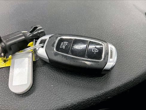 Used 2020 Hyundai Santa Fe SEL FWD image 14