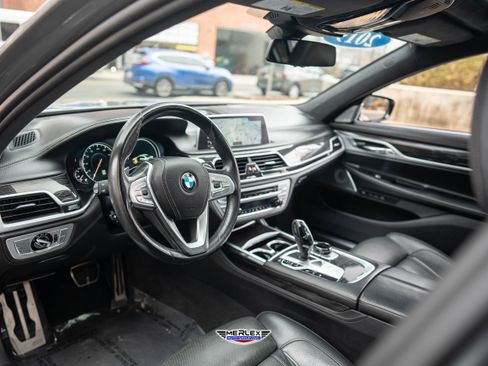 Used 2019 BMW 750i xDrive image 13