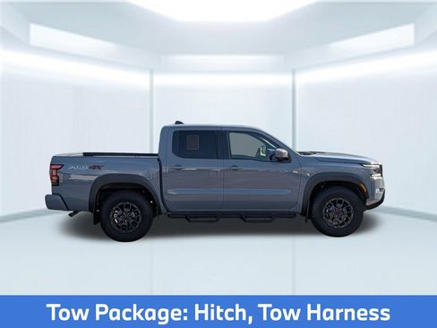 Used 2023 Nissan Frontier PRO-4X w/ Pro-4X Premium Package AWD/4WD image 8