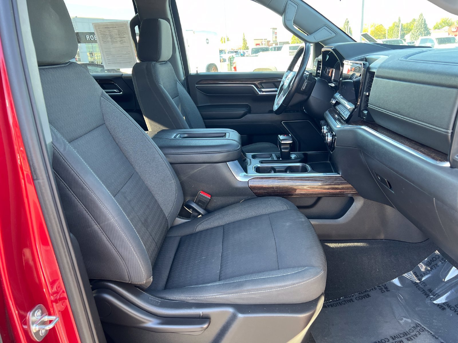 Used 2022 GMC Sierra 1500 Elevation w/ X31 Off-Road Package AWD/4WD image 17