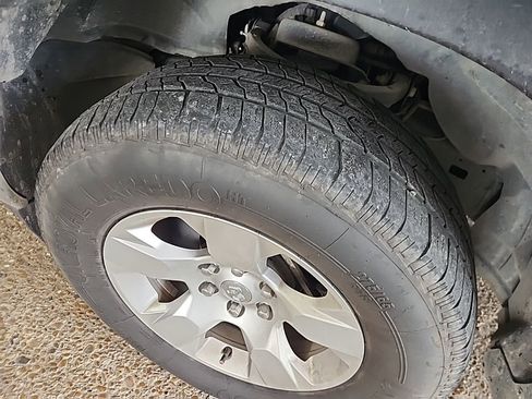 Used 2022 RAM 1500 Big Horn AWD/4WD image 5