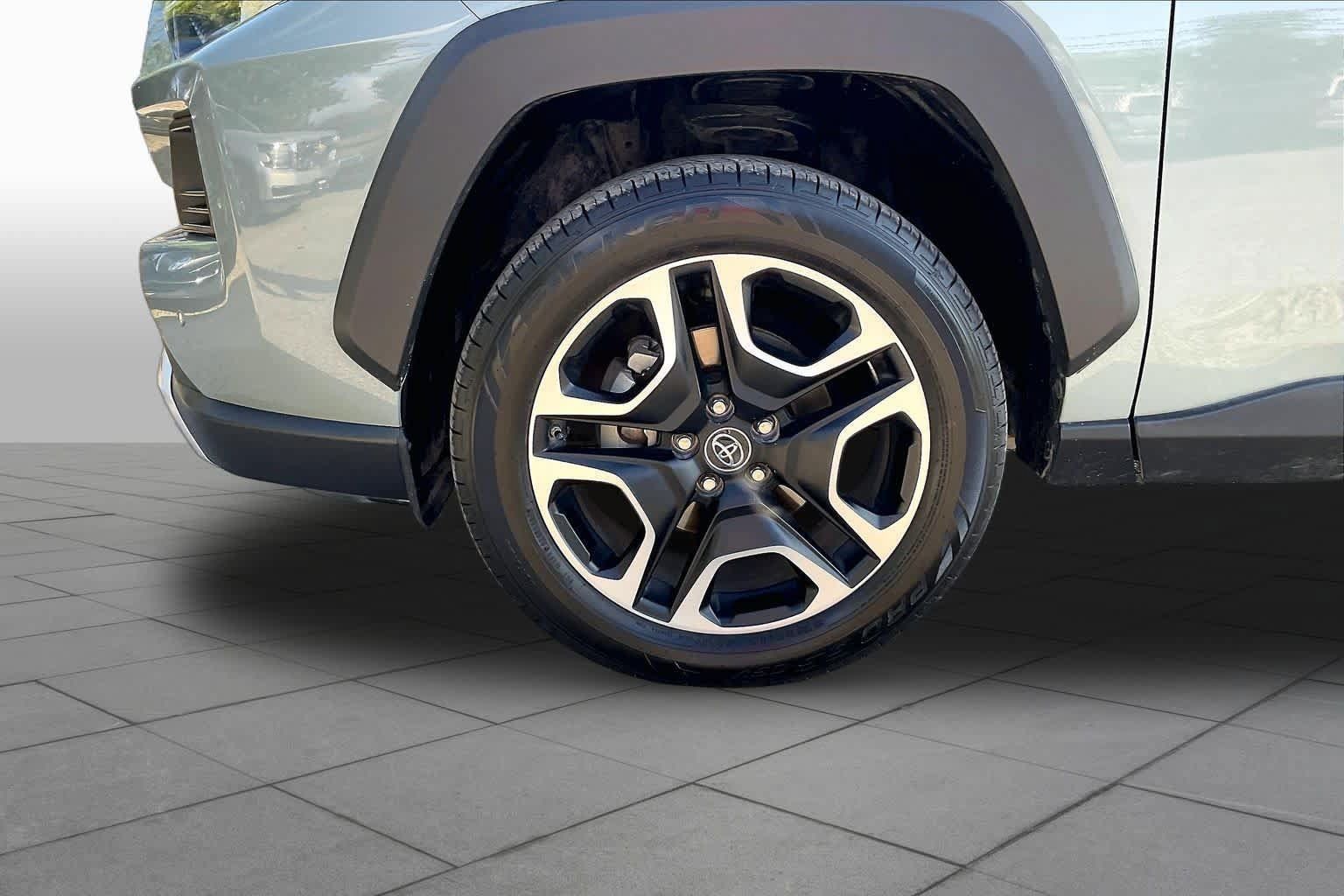 Used 2019 Toyota RAV4 Adventure w/ Advanced Technology Package AWD/4WD image 11