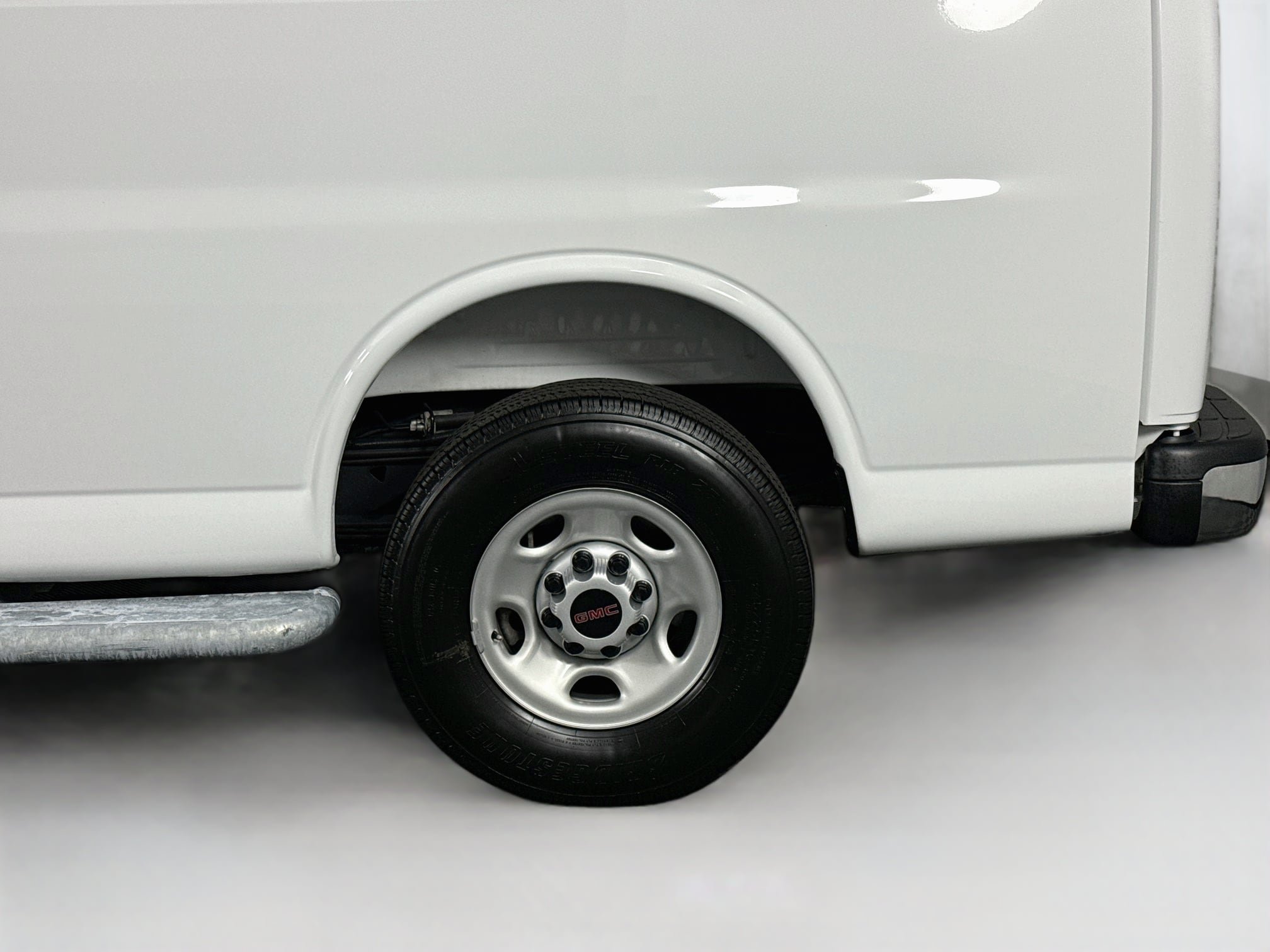 Used 2025 GMC Savana 2500 w/ Driver Convenience Package RWD image 37