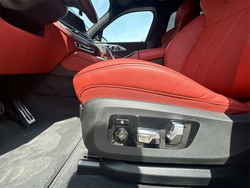 Used 2025 BMW XM image 14