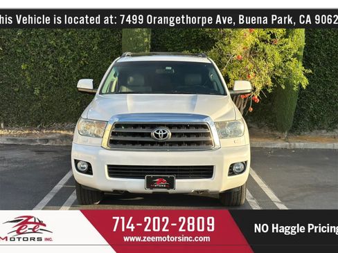 Used 2015 Toyota Sequoia SR5 w/ Premium Package RWD image 3