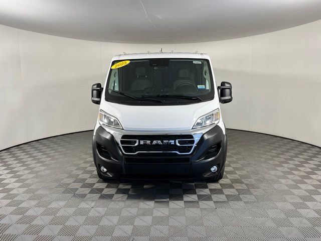 Used 2025 RAM ProMaster 2500 w/ U-Haul Equipment Group FWD image 2