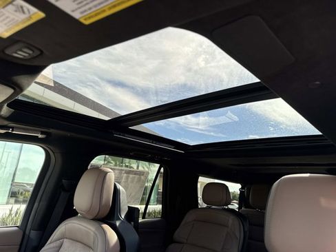 New 2025 Lincoln Navigator L Black Label image 33