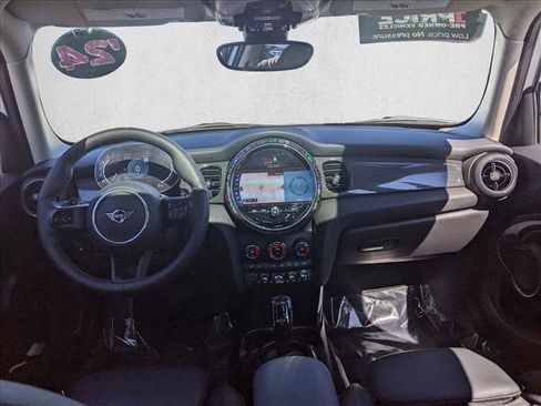 Used 2024 MINI Cooper S w/ Signature Upholstery Package FWD image 18