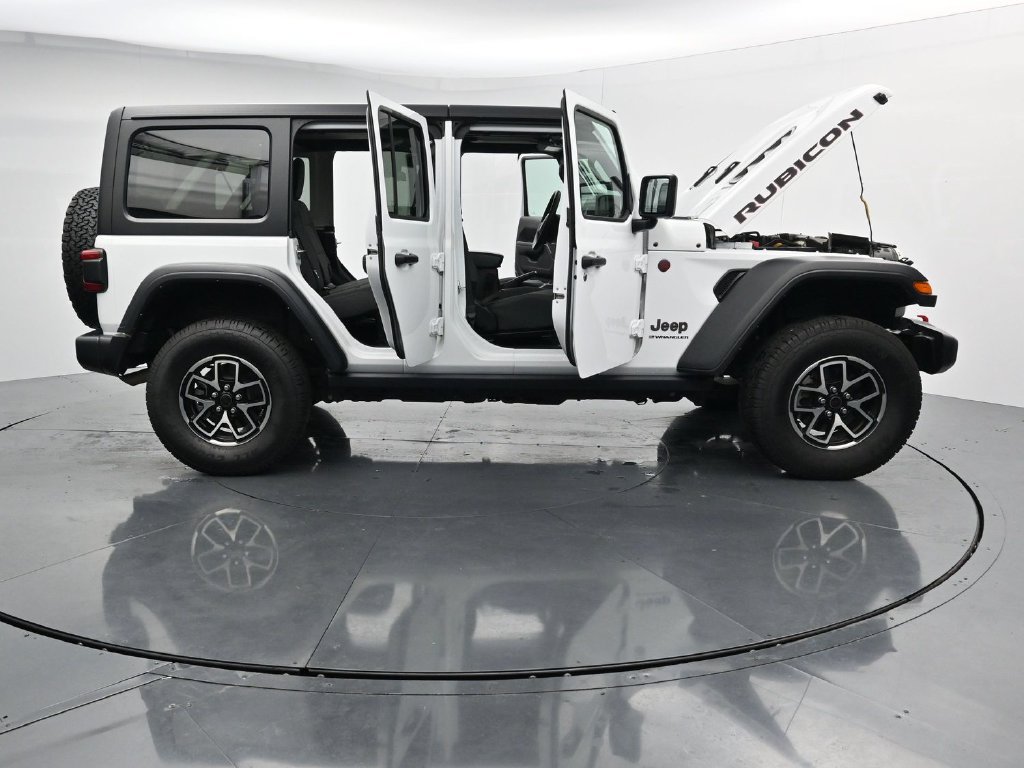 Used 2024 Jeep Wrangler Unlimited Rubicon AWD/4WD image 41