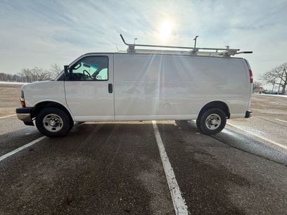 Used 2017 Chevrolet Express 3500 Extended