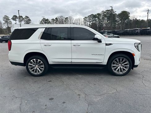 Used 2021 GMC Yukon SLT w/ SLT Luxury Plus Package image 5