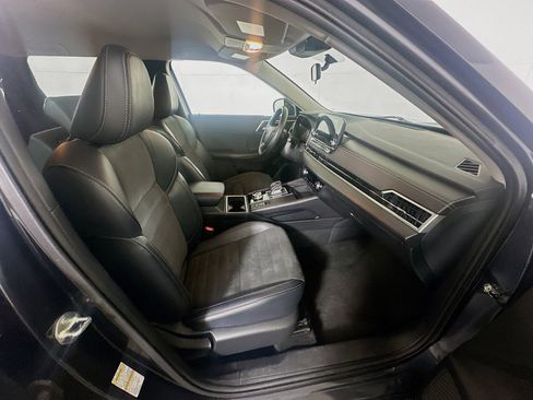 Used 2024 Mitsubishi Outlander SE FWD image 34