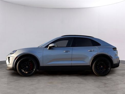 New 2025 Porsche Macan 4S Electric image 2