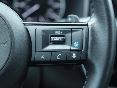 Used 2023 Nissan Rogue SL w/ SL Premium Package FWD image 14