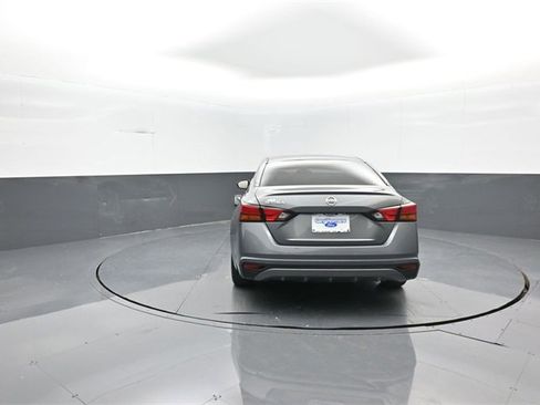 Used 2022 Nissan Altima 2.5 S image 6