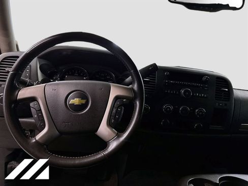 Used 2012 Chevrolet Silverado 2500 LT w/ Interior Plus Package AWD/4WD image 21