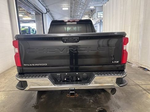 Used 2022 Chevrolet Silverado 2500 LTZ w/ LTZ Plus Package image 4