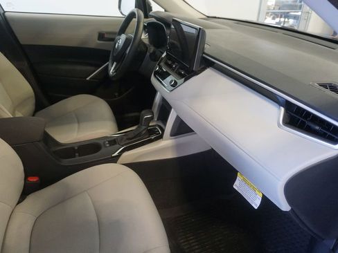 Certified 2025 Toyota Corolla Cross LE AWD/4WD image 20