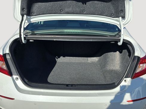 Used 2020 Honda Accord Touring image 21