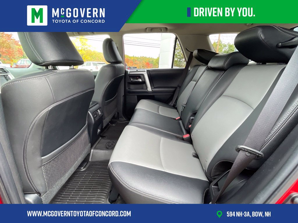 Used 2020 Toyota 4Runner SR5 Premium w/ Moonroof Package AWD/4WD image 16